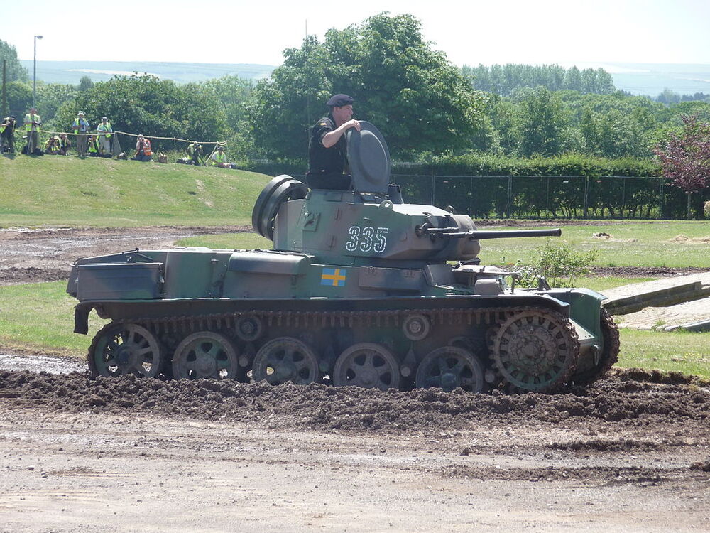 Girls Und Panzer: Ribbon No Musha Chapter 51 - 40