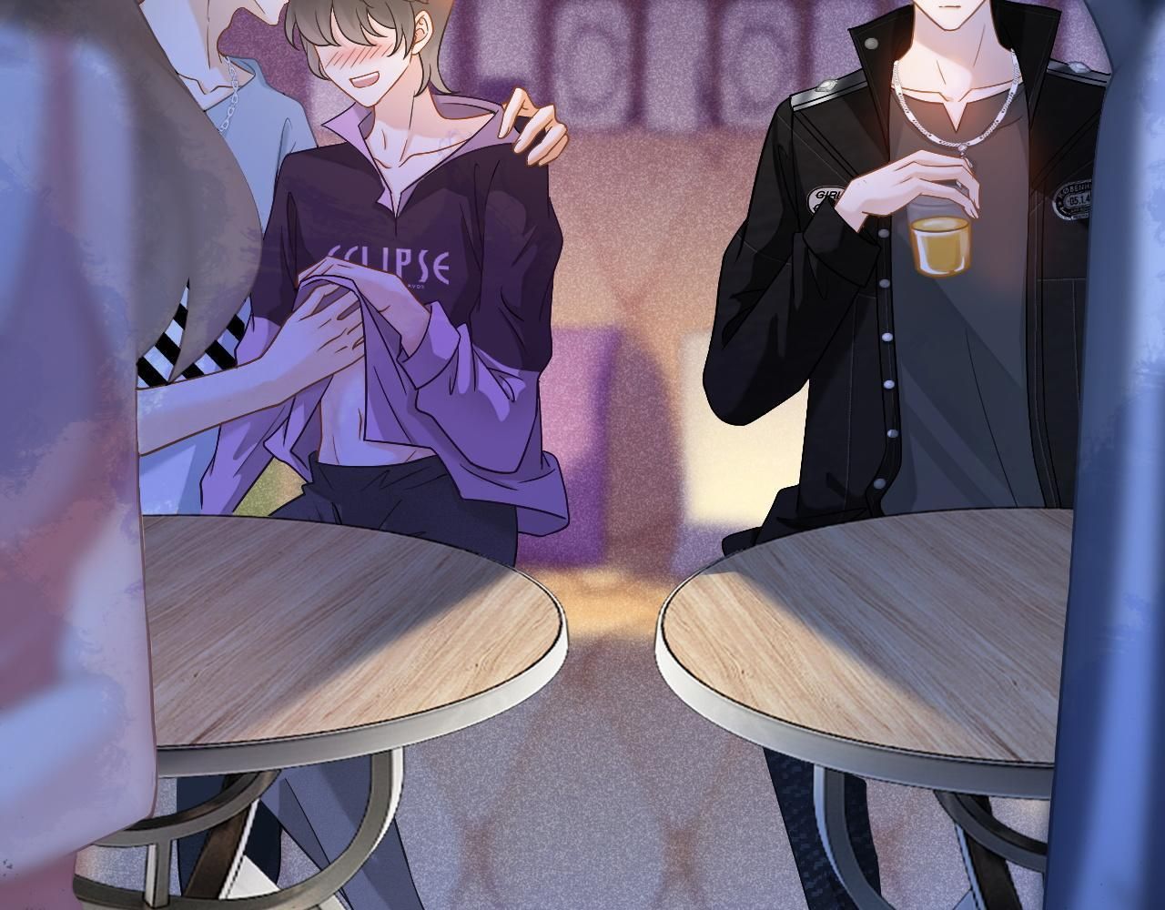 Nam Thần Bá Đạo Cầu Xin Tôi Quay Lại Chapter 30 - 37